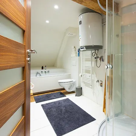 Elevante Apartment